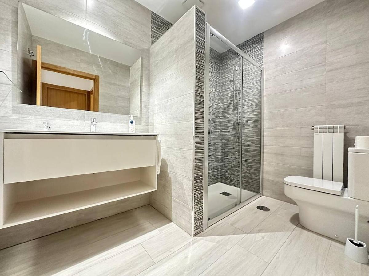 E1, 2 Bedrooms, Terrace, Downtown, Free Parking